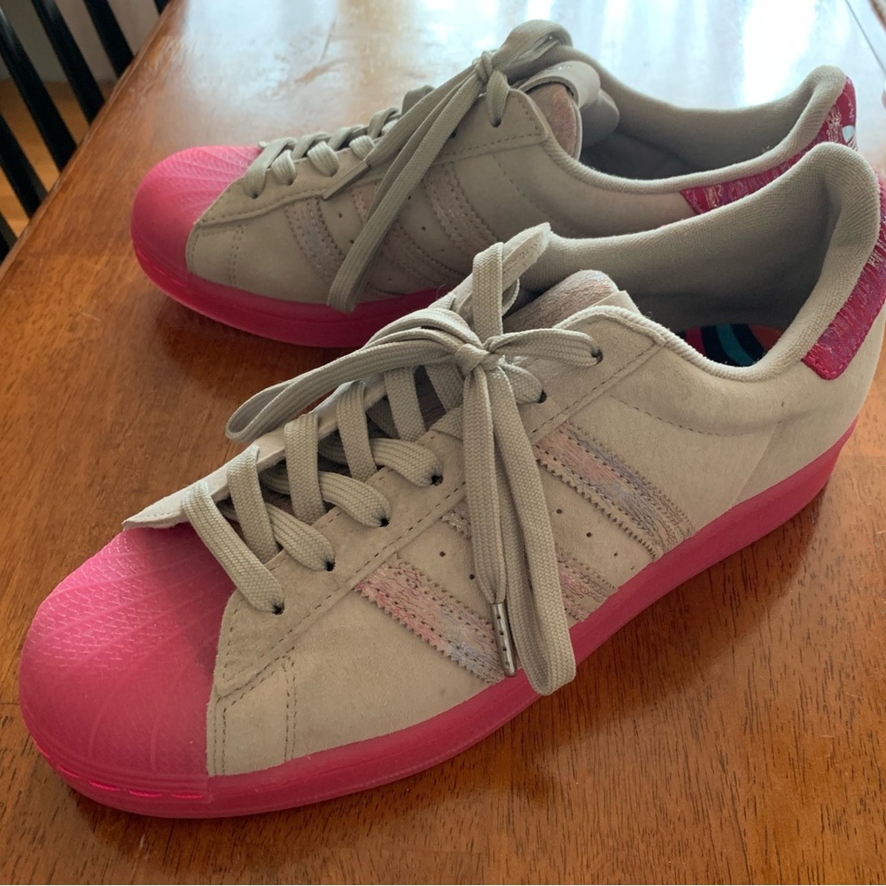 adidas Superstar “Chicago Plays Harder”